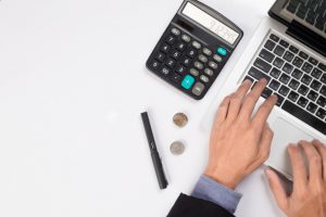 چرا ثبت مداوم اسناد حسابداری مهم است؟